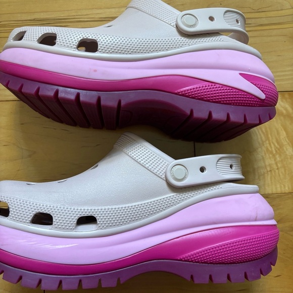 Crocs Mega Crush Clog Womens Size 9 Pink Purple Platform Ankle Sling Flexible - Picture 7 of 9